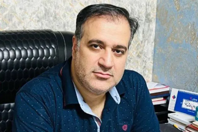 مهدی محمودیان: رهبر باید بابت نتیجه‌ی ۳۵ سال زمامداری خود از مردم عذرخواهی کند