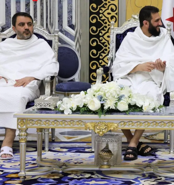 جولانی وارد خانه کعبه شد!