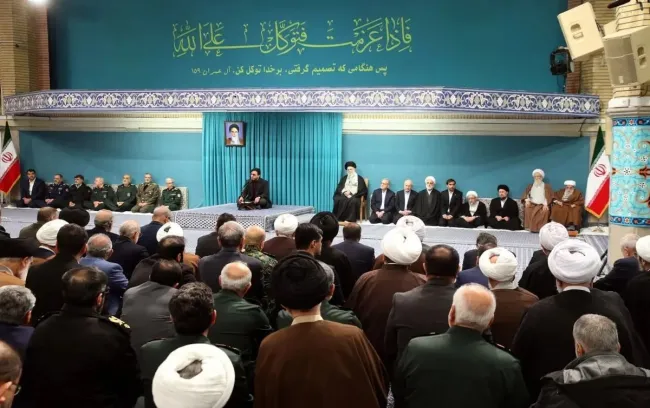  آیت‌الله خامنه‌ای: ادعای اروپایی‌ها مبنی بر عمل نکردن ایران به تعهدات خود حرف زور است/ بی‌چشم و رویی هم حدی دارد.