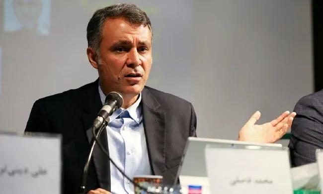  دکتر محمد فاضلی از حامیان دکتر مسعود پزشکیان نیز از افول آمریکا میگوید