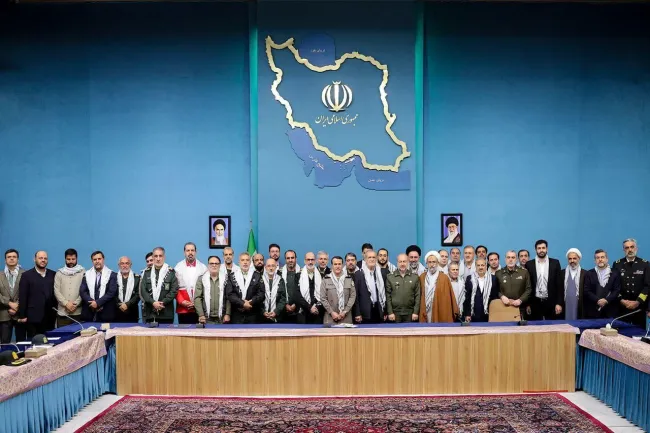 دیدار برادر دکتر مسعود پزشکیان با اعضای شورای سیاست گذاری راهیان نور