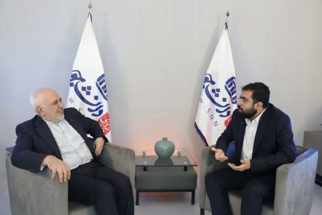 ظریف: وقتی رژیم شاه سقوط کرد، اولین کاری که کردیم کنسولگری ایران در سانفرانسیسکو را گرفتیم