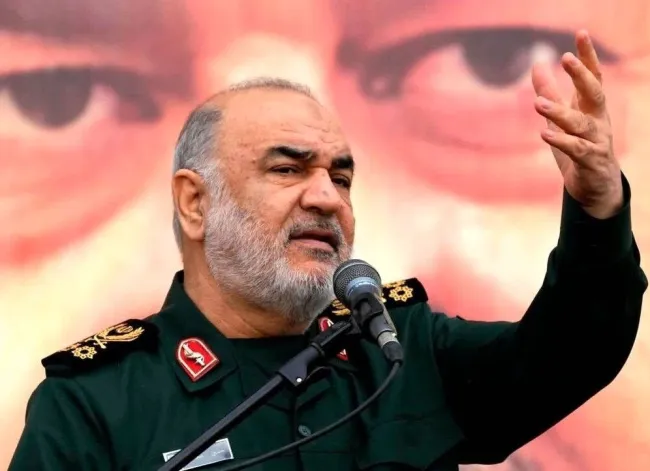  فرمانده سپاه: ما هیچ کمکی به یمنی ها نمی کنیم
