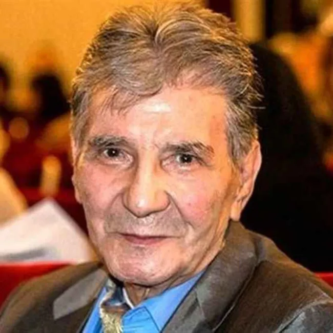 گفتگوی با استاد نادر گچین درباره خانواده، ورودش به وزارت فرهنگ و هنر