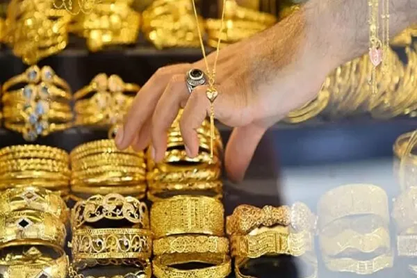 دستگیری باند جاعلین طلا که در کارگاه اقدام به تولید طلاهای تقلبی با ترکیب مس و روکش طلا به صورت حرفه ای می کردند