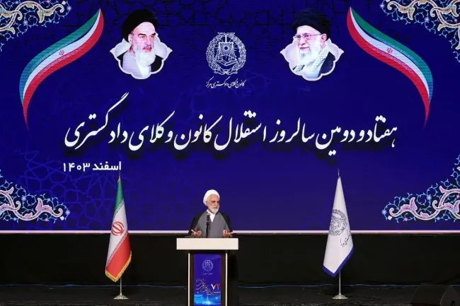  انعکاس برگزاری هفتاد و دومین سالروز استقلال کانون وکلای دادگستری و۷اسفند روز وکیل مدافع در بخش های خبری صداوسیما