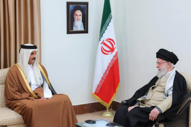  درخواست علنی آیت‌الله خامنه‌ای از امیر قطر؛ تاکتیک یا اجبار؟