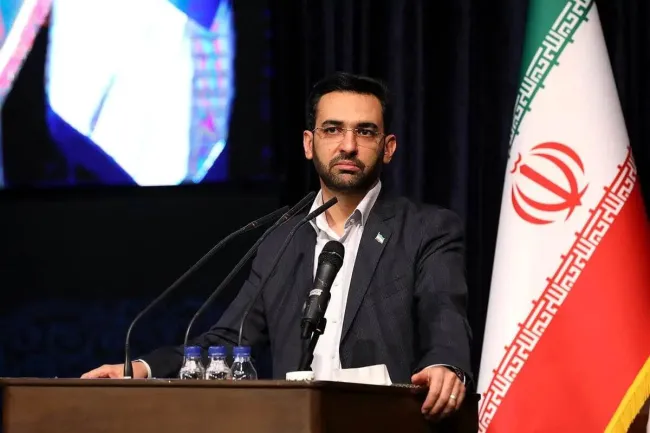  آذری جهرمی: رییس جمهور دستور داده یوتیوب و تلگرام قبل از عید نوروز رفع فیلتر شوند 