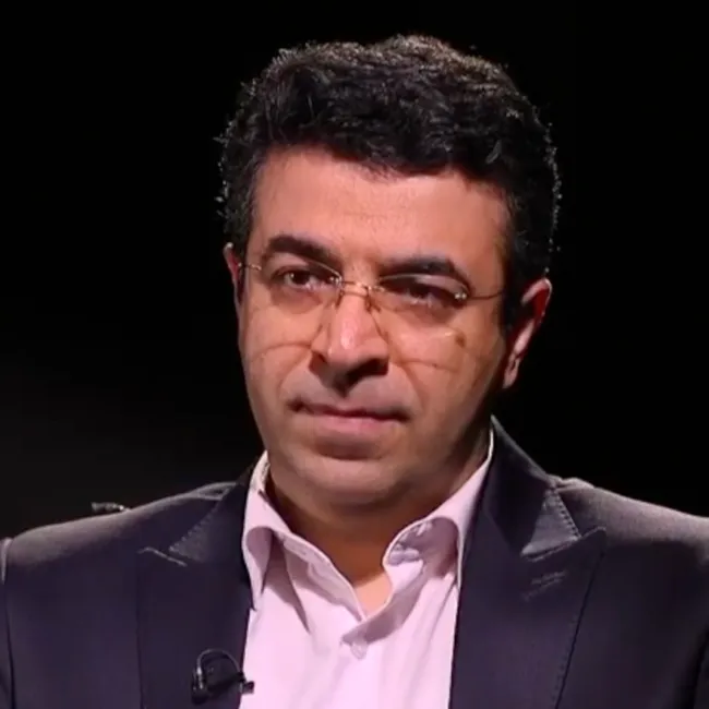 بشنوید | از اقتصاد پهلوی تا اقتصاد خمینی