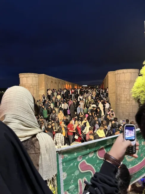 وضعیت سی و سه پل اصفهان هنگام جاری شدن آب زاینده رود