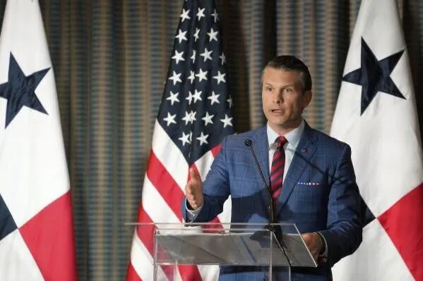  وزیر دفاع آمریکا: مذاکرات با ایران ثمربخش بود