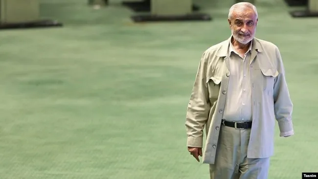 اگر موشکی و هسته‌ای را کنار بگذاریم، آمریکایی‌ها با ما شبیه لیبی و سوریه رفتار خواهند کرد