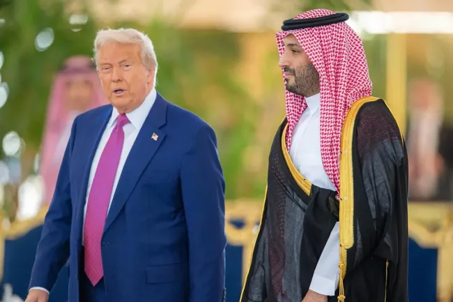 استقبال بن‌سلمان از ترامپ در قصر الیمامه