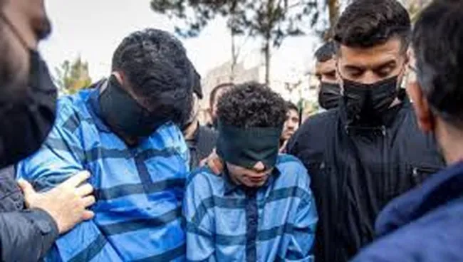  برادر امیرمحمد خالقی: تقاضای اجرای حکم قصاص در ملأعام را داریم