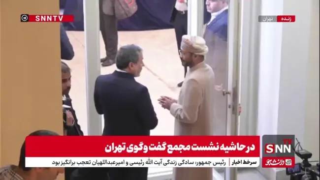 images-of-araqchis-conversation-with-his-omani-counterpart
