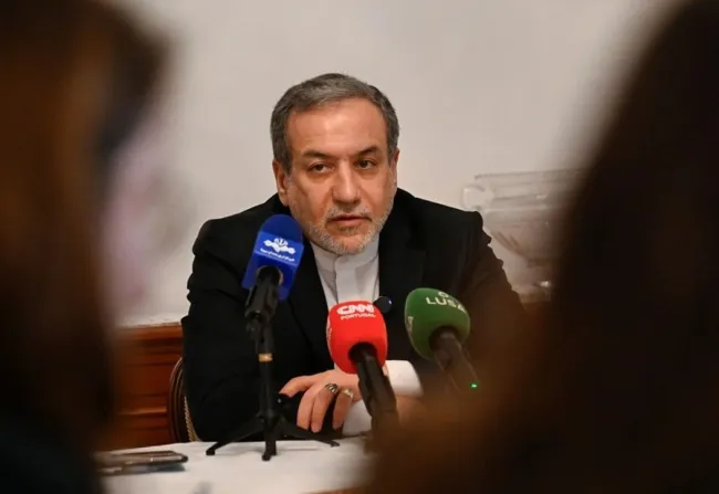 عراقچی: ما خواهان توافقی عادلانه و متوازن هستیم 