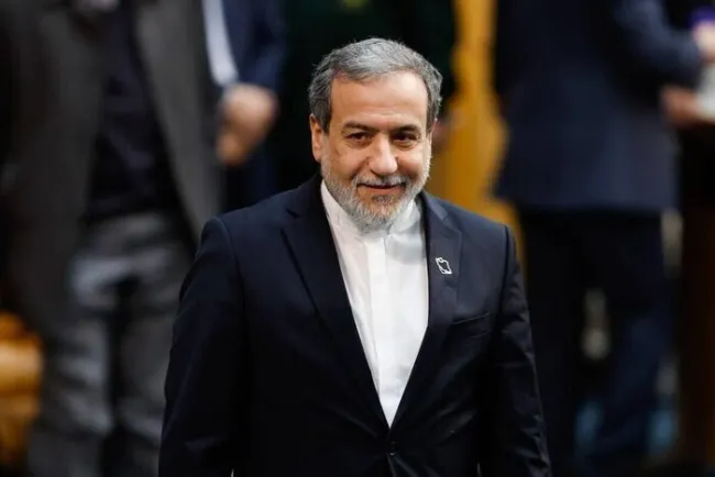  عراقچی: وزیر خارجهٔ عمان هیچ پیام مکتوبی از طرف آمریکا با خود نیاورده