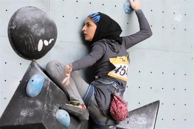 rock-climbing-of-a-blind-girl-from-tehran