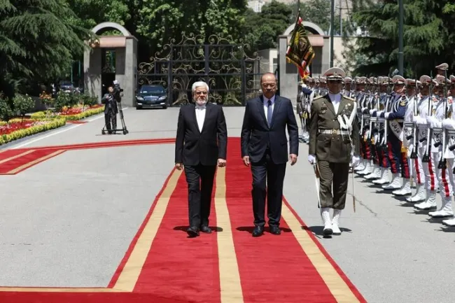  استقبال عارف از نخست‌وزیر ازبکستان