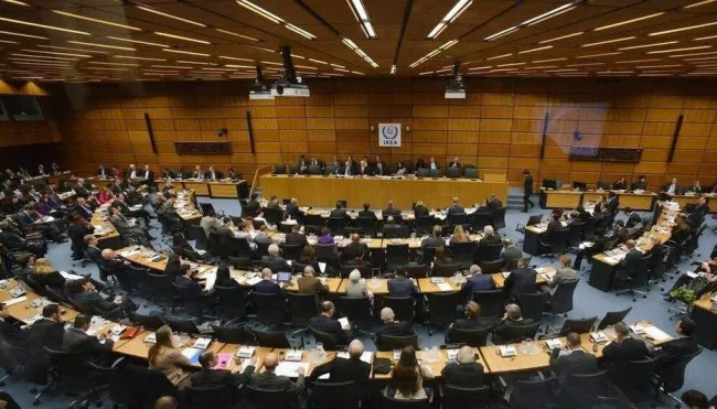  رویترز: نشست فوق‌العاده شورای حکام آژانس بین‌المللی انرژی اتمی درباره حملات اسرائیل به ایران، با درخواست ونزوئلا برگزار می‌شود