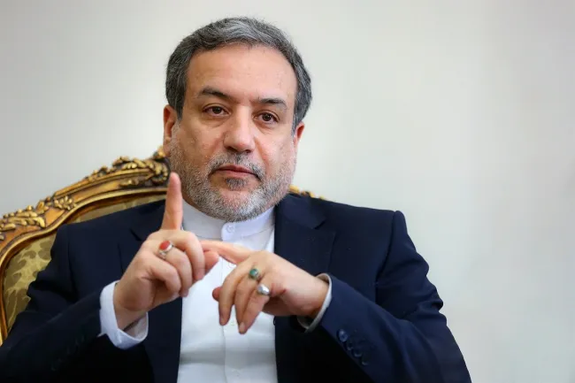  عباس عراقچی وزیر امور خارجه در گفتگوی تلفنی با دبیرکل سازمان همکاری اسلامی خواستار اقدام دسته‌جمعی کشورهای اسلامی برای مقابله با قانون‌شکنی فزاینده اسرائیل علیه کشورهای منطقه شد.