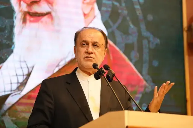  حاجی بابایی: اجازه حضور گروسی و نصب دوربین‌ها در تأسیسات هسته‌ای را نمی‌دهیم