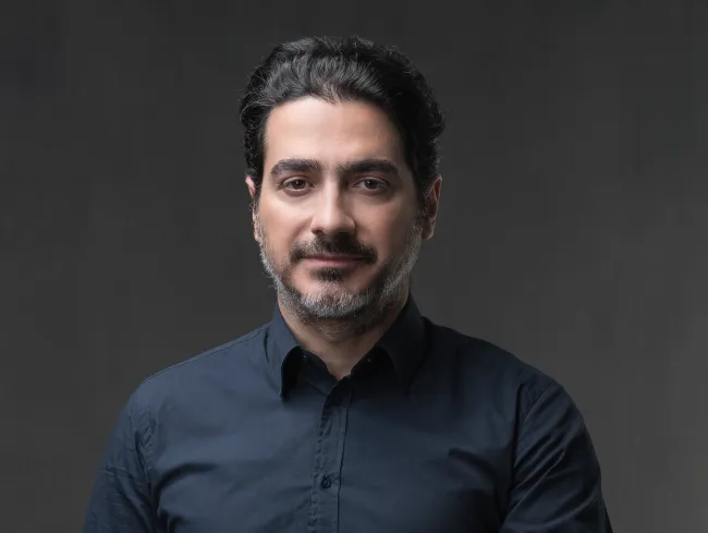 همایون شجریان «جهان ستم» را منتشر کرد