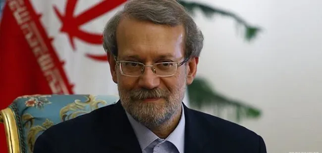لاریجانی: ایران باید در مورد دو چیز تجدید نظر کند؛ یکی مذاکره، یکی تعامل با آژانس