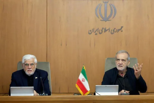  پزشکیان: جنگ و همدلی فرصتی برای تغییر در نگاه و رفتار مسئولان است