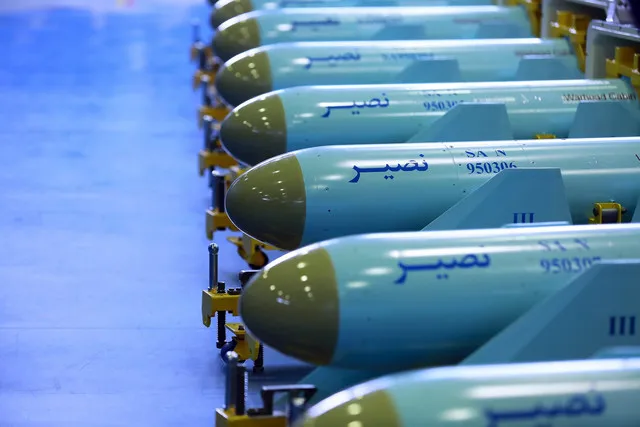 ویدیویی که «تادگ هیکی» نویسنده و فیلمساز ایرلندی با عنوان «موشک‌های ایران در برابر جهان» در صفحه اینستاگرامش از توان موشکی ایران به اشتراک گذاشته