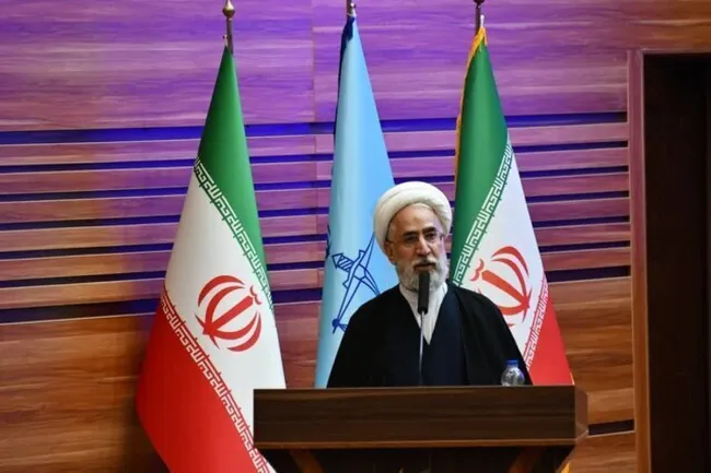  اتباع غیرمجاز باید هرچه سریع‌تر کشور را ترک کنند