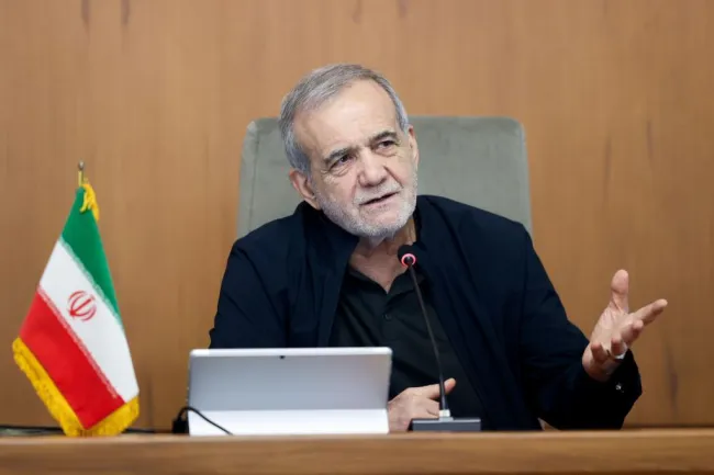 پزشکیان: به فعالیت‌های آژانس بدبینیم؛ گزارش‌هایشان به اسرائیل بهانه حمله داد