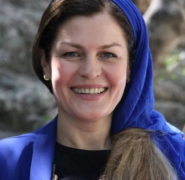 روایت رضا خندان مهابادی از کشته‌شدن همسرش در حمله اسرائیل به زندان اوین