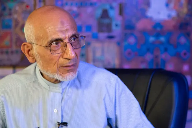 میرسلیم: چند سال پیش، دولت برای خدمت به مردم برای پیام‌رسان‌های مزدور محدودیت گذاشت/ خود مردم پیام‌رسان‌ های بیگانه را کنار بگذارند