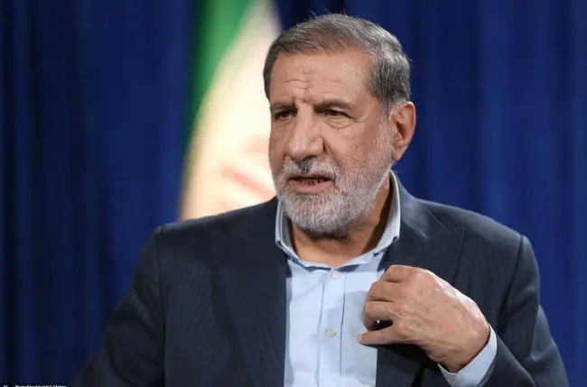  ما هستیم که مشخص می‌کنیم چه زمانی [تنگه هرمز] باز باشد چه زمانی بسته باشد؛ فعلا در حال بررسی هستیم 