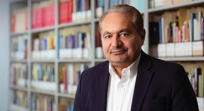  موسویان مطرح کرد: حملات به سوریه می‌تواند نشان دهنده این باشد که اهداف حمله به ایران ساختگی بود؛ هدف تسهیل سلطه اسرائیل بر خاورمیانه است که ترکیه و اعراب هم مجری آن بودند