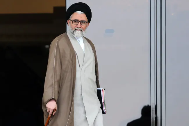 آقای رییس سازمان حراست کل کشور درود 