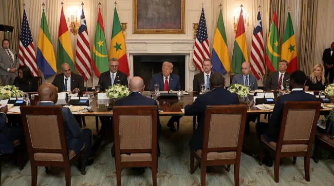  دیدار ترامپ با رؤسای جمهور پنج کشور آفریقایی (لیبریا، سنگال، گینه بیسائو، موریتانی و گابن) در کاخ سفید