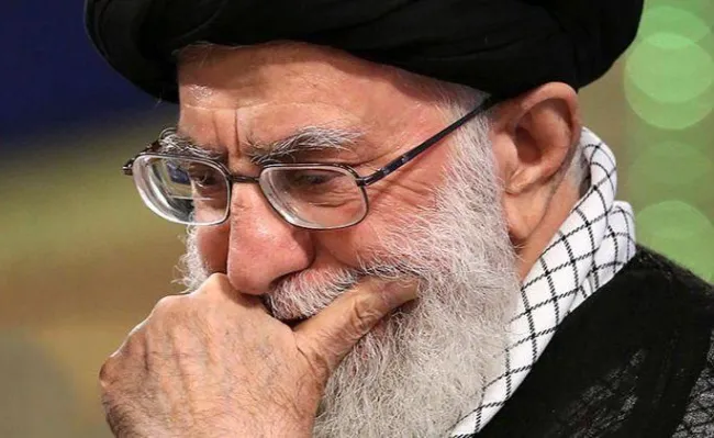 اگر قرار شود آیت‌الله یکی از دو نماینده فعلی خود در شورای عالی امنیت ملی را تغییر دهد باید دید سمت بعدی متناظر سردار احمدیان یا سعید جلیلی چیست؟