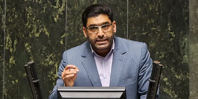  نماینده مردم قوچان: لایحه مقابله با انتشار محتوای خبری خلاف واقع در فضای مجازی خام‌تر از خام تنظیم شده و ایرادات زیادی دارد/ این لایحه به شدت تورم رفتار کیفری ایجاد می‌کند