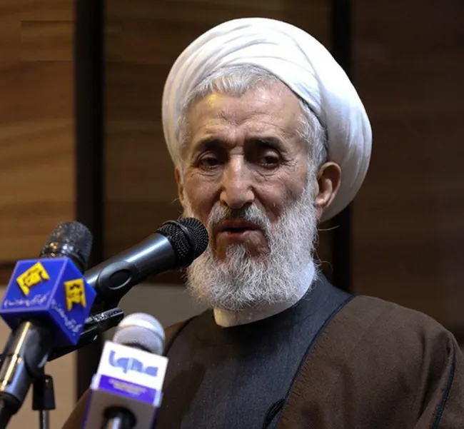 سیاست جدید؟ با اشارات شیخ کاظم صدیقی از امامت موقت جمعهٔ تهران استعفا کرد و آیت‌الله نیز استعفای او را پذیرفت.