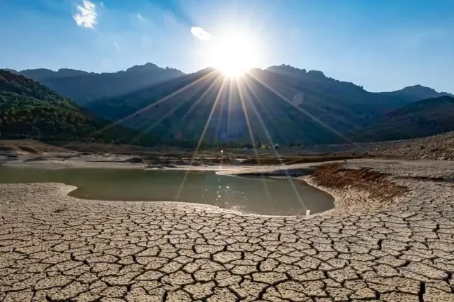  کم آبی نتیجه گناه بی حجابی است یا محصول تغییرات اقلیمی یا مدیریت غلط مصرف؟