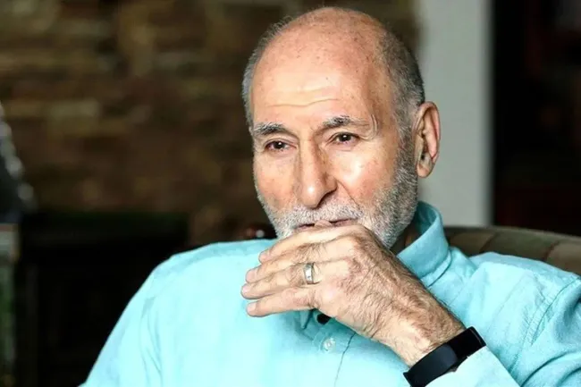  بهزاد نبوی: فرصت دیدار خاتمی و اوباما در سازمان ملل در آن زمان به نفع ما بود/ هیچ انقلابی سرِ سالم به گور نبرده است؛ جز انقلاب چین!