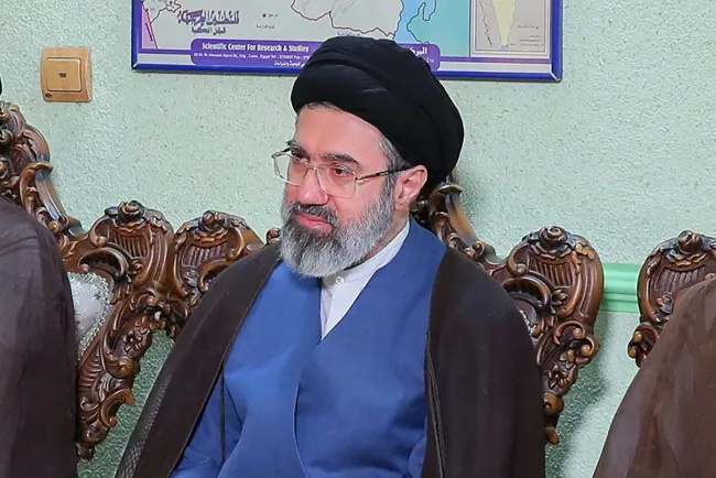 وقتی دقیقا در موقعی که خبر کذب مورد هدف واقع شدن محسنی اژیه در رسانه ها و اشخاص بصورت غیر رسمی نقل میشد، به صراحت نوشتم