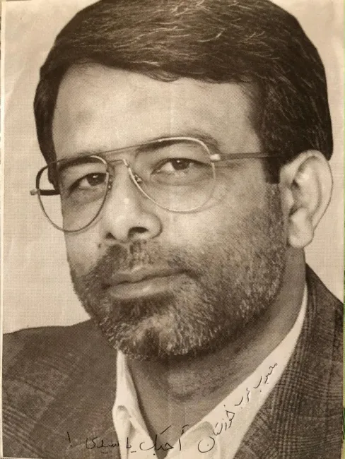 در جوانی، خواندن و آشنایی با سیاست برای من تسلیبخش و نجاتدهنده بود.