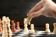  این یادداشت که ۱۶ فروردین ۱۴۰۳ و پیش از برگزاری مناظره‌های انتخاباتی کاندیداها