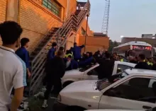  به جا مانده از دیدار هوادار و ملوان؛ صحنه‌های وحشتناک و باورنکردنی، حمله چند بازیکن ملوان به مدیررسانه هوادار!