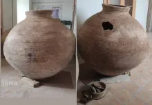 مدیرکل میراث فرهنگی فارس: خمره کشف شده در ارسنجان به ‎تخت جمشید منتقل شد. در آن، چیزی از طلا و سکه و فلزات یافته نشده. احتمالاً این خمره مربوط به دوره ساسانیان است.