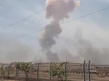 فارس: شدت انفجار به‌حدی بود که مردم در بندرعباس و قشم نیز صدای آن را کاملا احساس کرده‌اند.