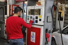  ضرب و شتم کارگر پمپ بنزین ساحلی بوکان به دلیل تذکر عدم استفاده از تلفن همراه در زمان سوخت‌گیری در جایگاه سوخت. کانال مهاباد